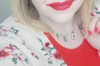 Geeky Blond Girl-Next-Door In A Petite Pin-Up Package! ✷ Upscale, Discreet & Highly Reviewed! ✷ GFE ✷ Massage ✷ Fetish ✷ IN/OUT - Image 5