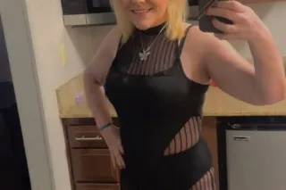 Experienced Hot Horny and 41 - Image 3