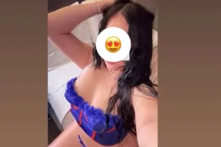 Sweet, sexy & looking tonight😘 - Image 1